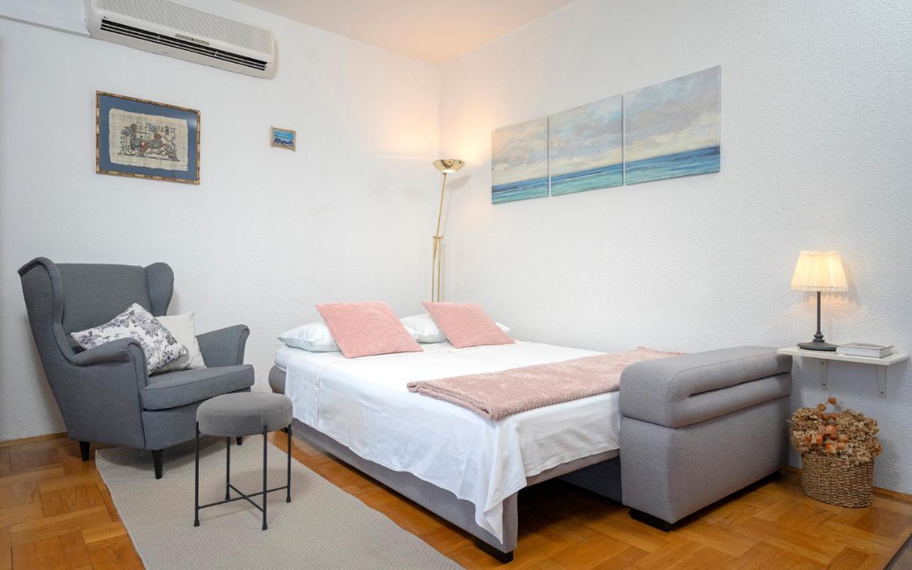 Apartment Nela Kalina Jelsa (Hvar)